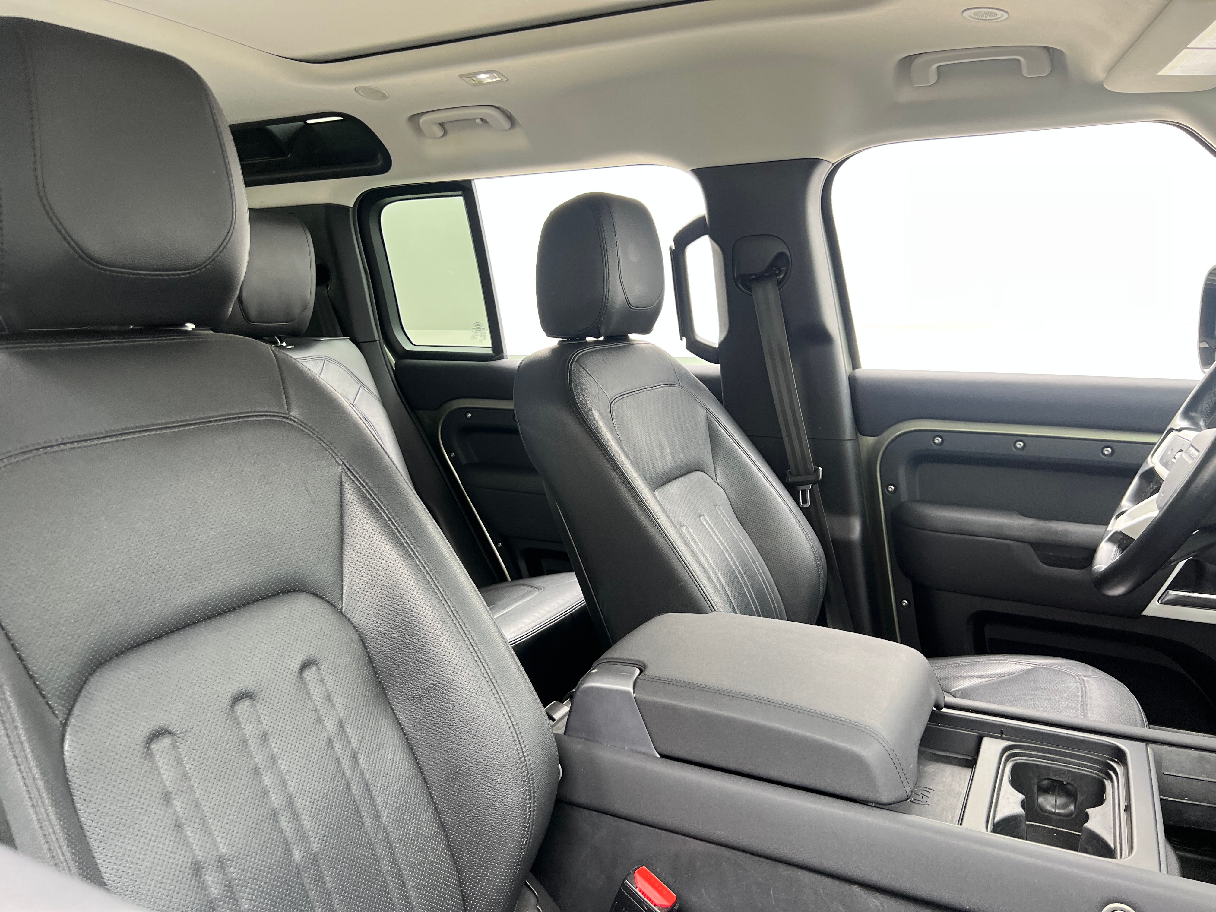 land rover defender 2022 SALEPERU4N2062512 image land rover defender 2022 SALEPERU4N2062512 image